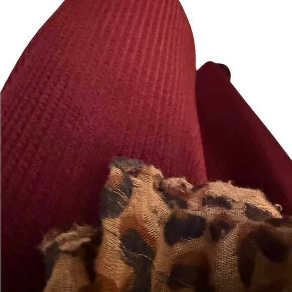 Burgundy Wine Color 2 Piece Stretch Knit Pants Outfit M-L - Picture 5 of 6